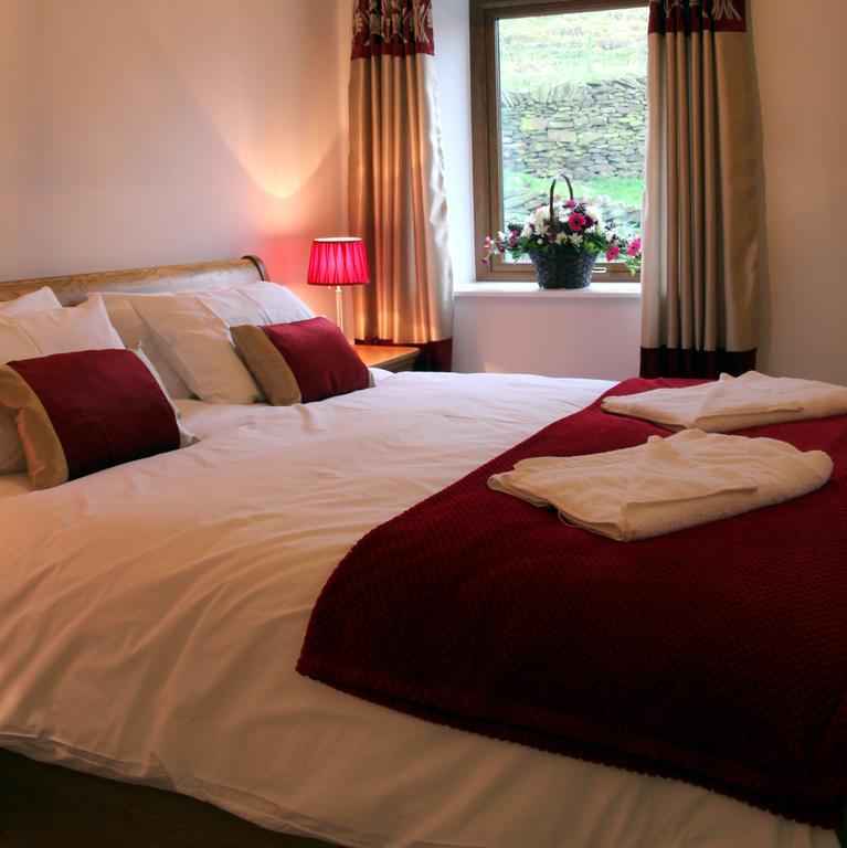 Bed and Breakfast Coddy'S Farm Holmfirth Exterior foto