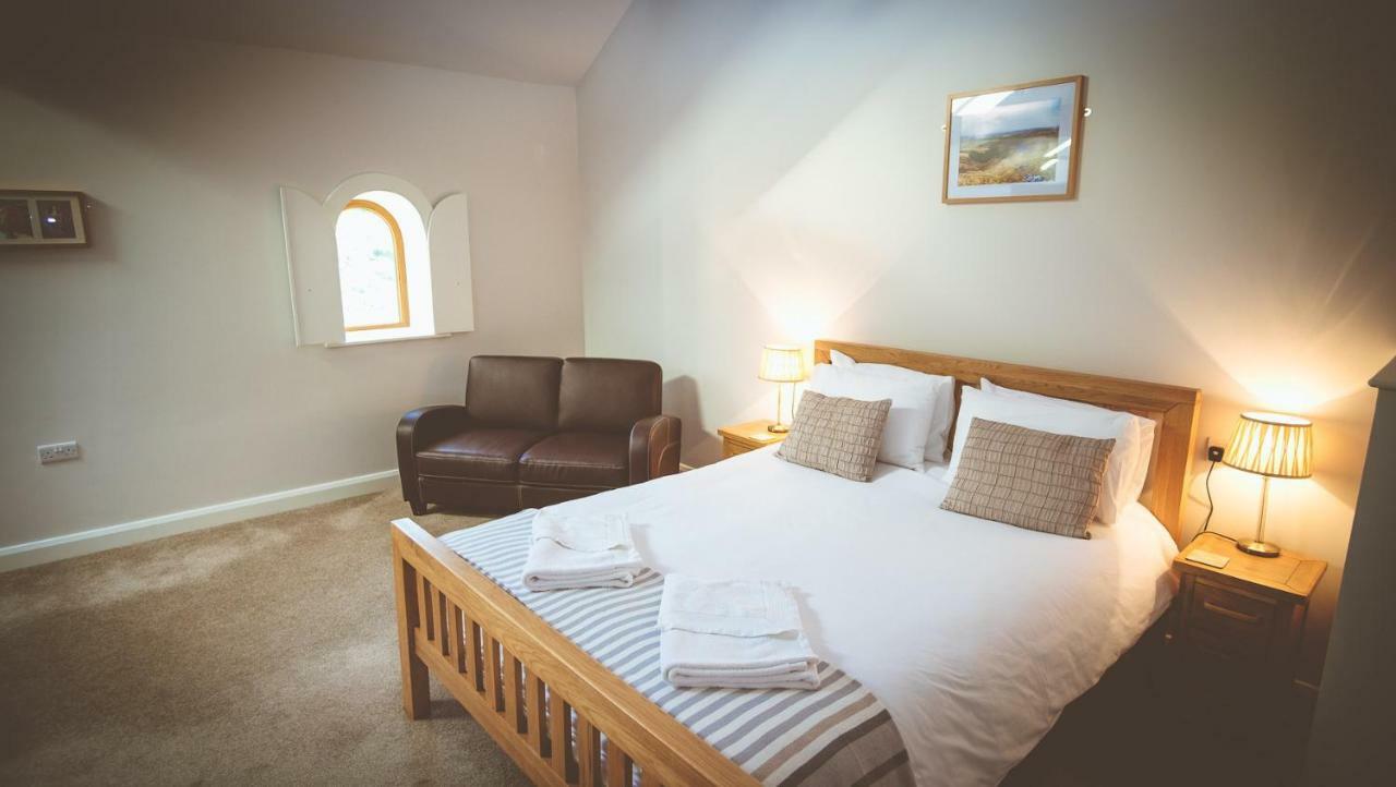 Bed and Breakfast Coddy'S Farm Holmfirth Exterior foto